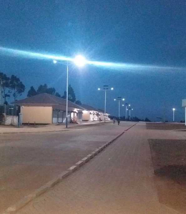 射阳县非洲科特迪瓦太阳能路灯工程
